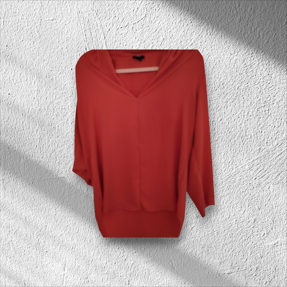 Massimo Supply Co. Vibrant Red Blouse MINIMALIST, CHIC, CLASSY SOPHISTICATED FUN - Picture 3 of 11